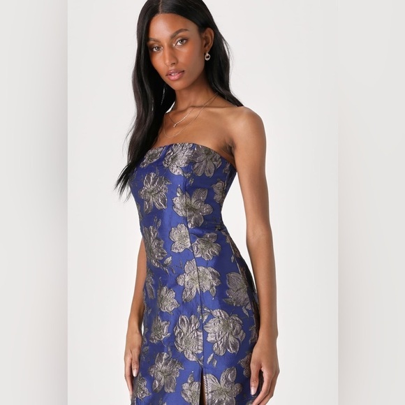 LULU’S Extravagant Charm Navy Blue Floral Jacquard Strapless Midi Dress - Picture 2 of 4
